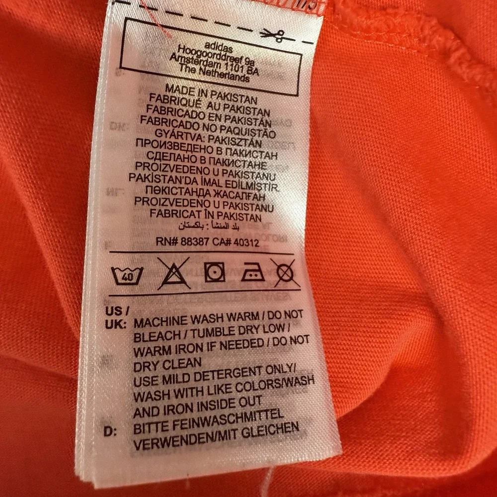 adidas T-Shirt‎ Men's Large Red/orange USA Graphic